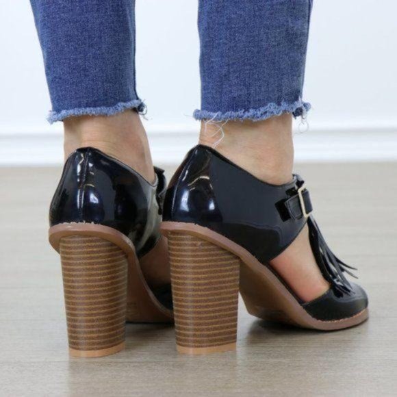 Patent Rockabilly Oxford High Heels With Tassel - Picture 6 of 7